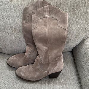 Crown Vintage Suede Boots
